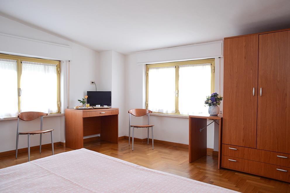Hotel Terminus Fiuggi Extérieur photo